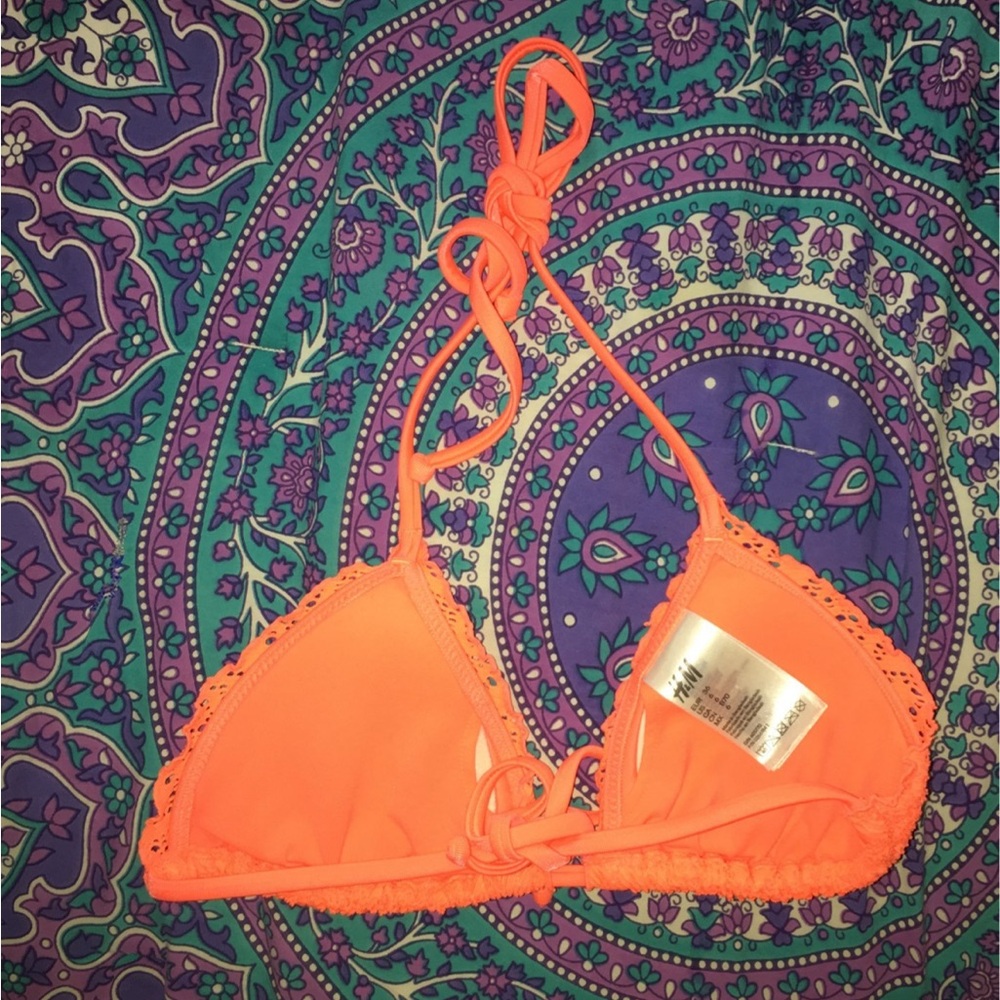 bikini - Picture 3 of 6